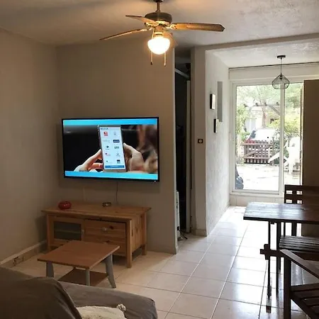 Studio Rez De Jardin Dans Privee Pres De La Plage *